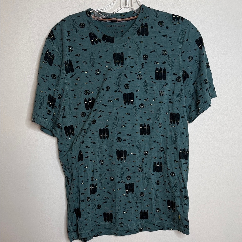 Charley Harper for Smartwoo
Teal Short Sleeve Tee with Black Graphics